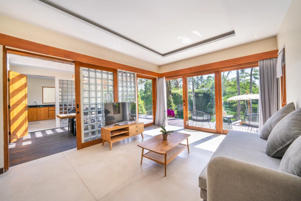 Indoor-outdoor living room